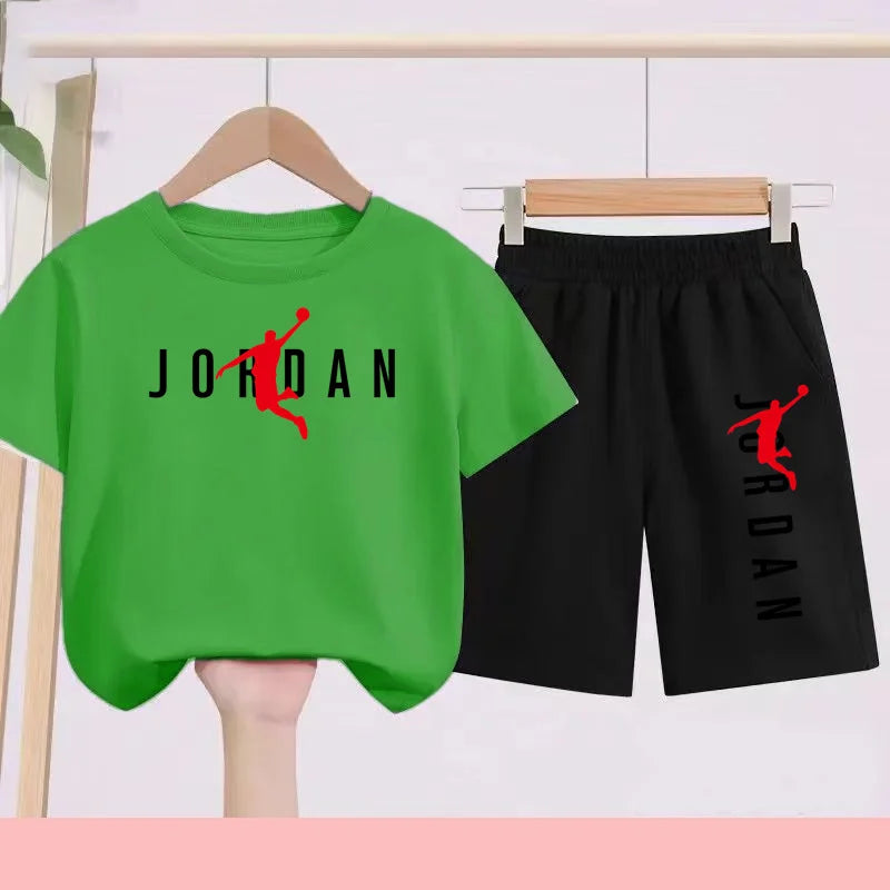 The Children's Summer Black and White One-piece Dress and Shorts Set Is Suitable for Those Aged 3 To12with Letter Patterns on It