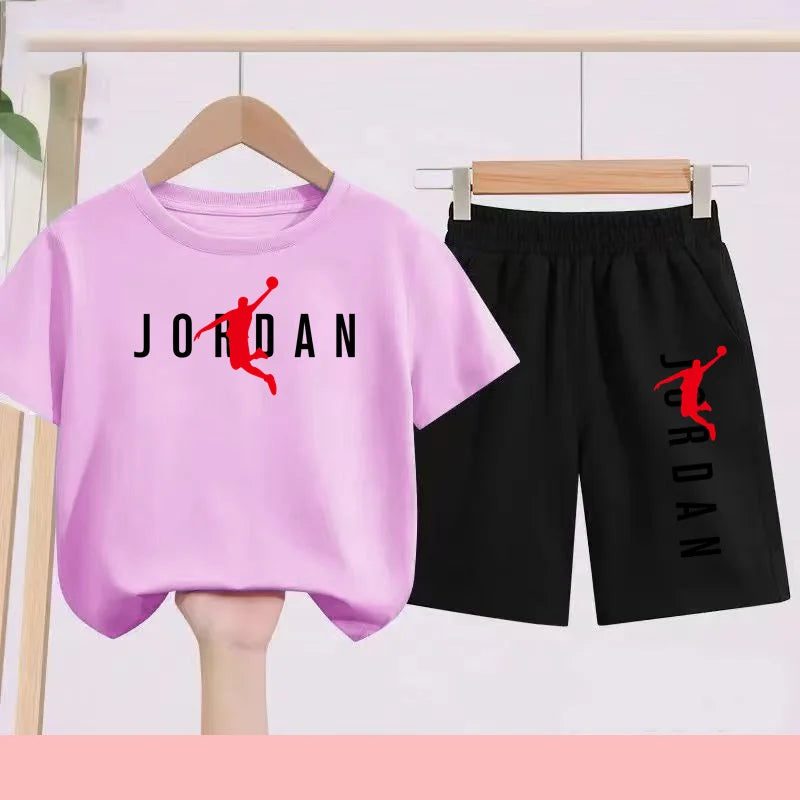 The Children's Summer Black and White One-piece Dress and Shorts Set Is Suitable for Those Aged 3 To12with Letter Patterns on It